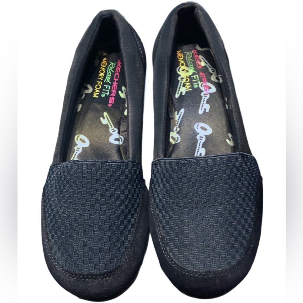 Skechers Women's Navy Relaxed Fit Slip-On Loafers Size 7.5